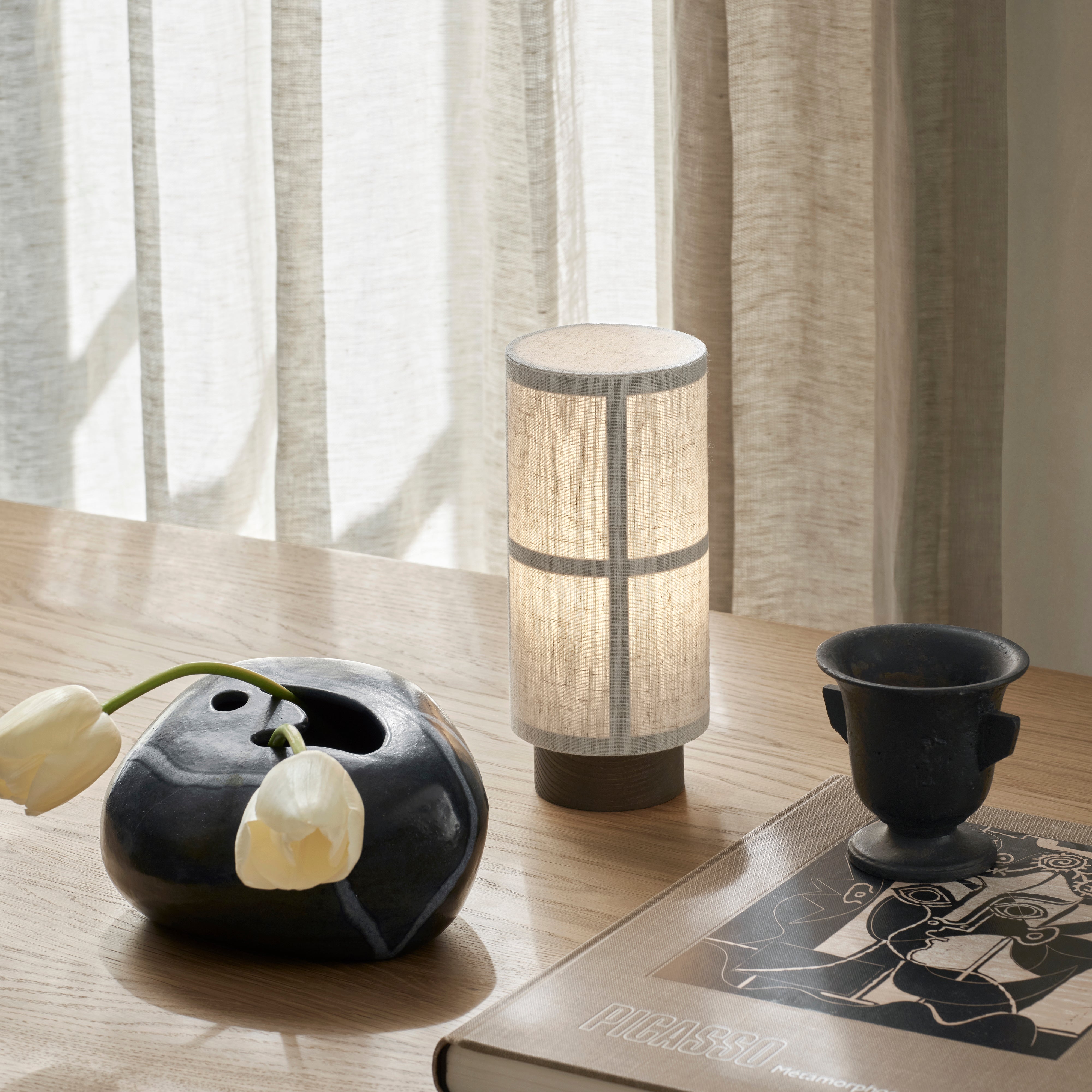 Hashira Portable Table Lamp