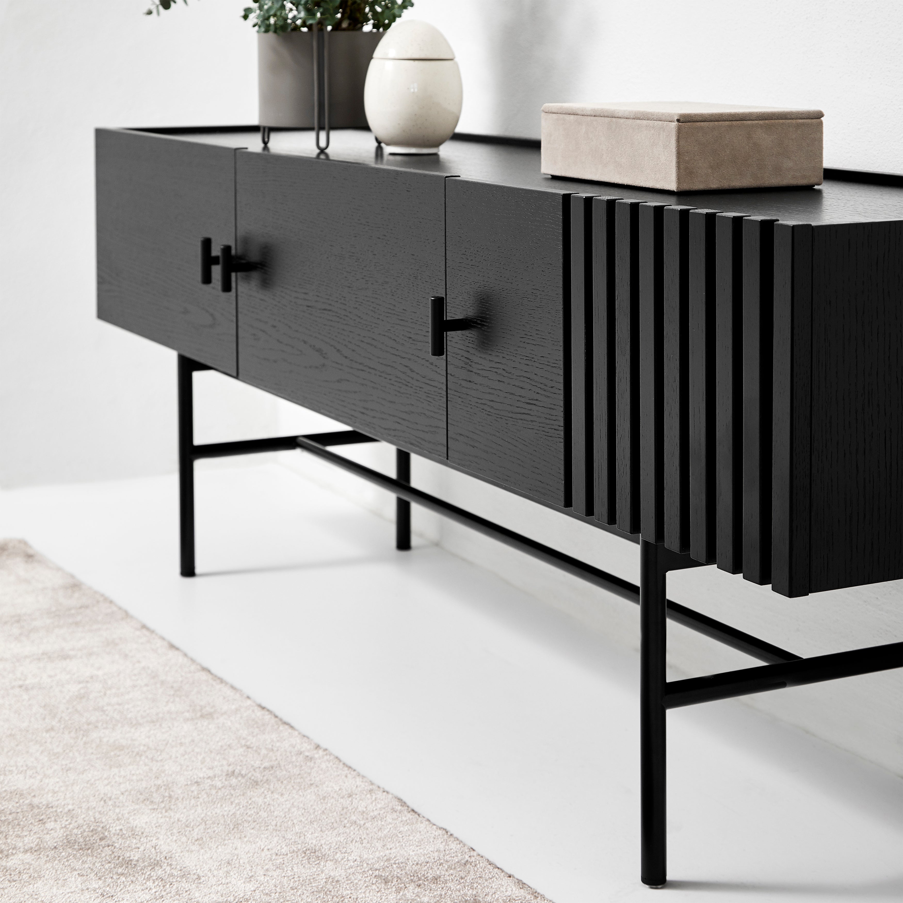 Array Sideboard