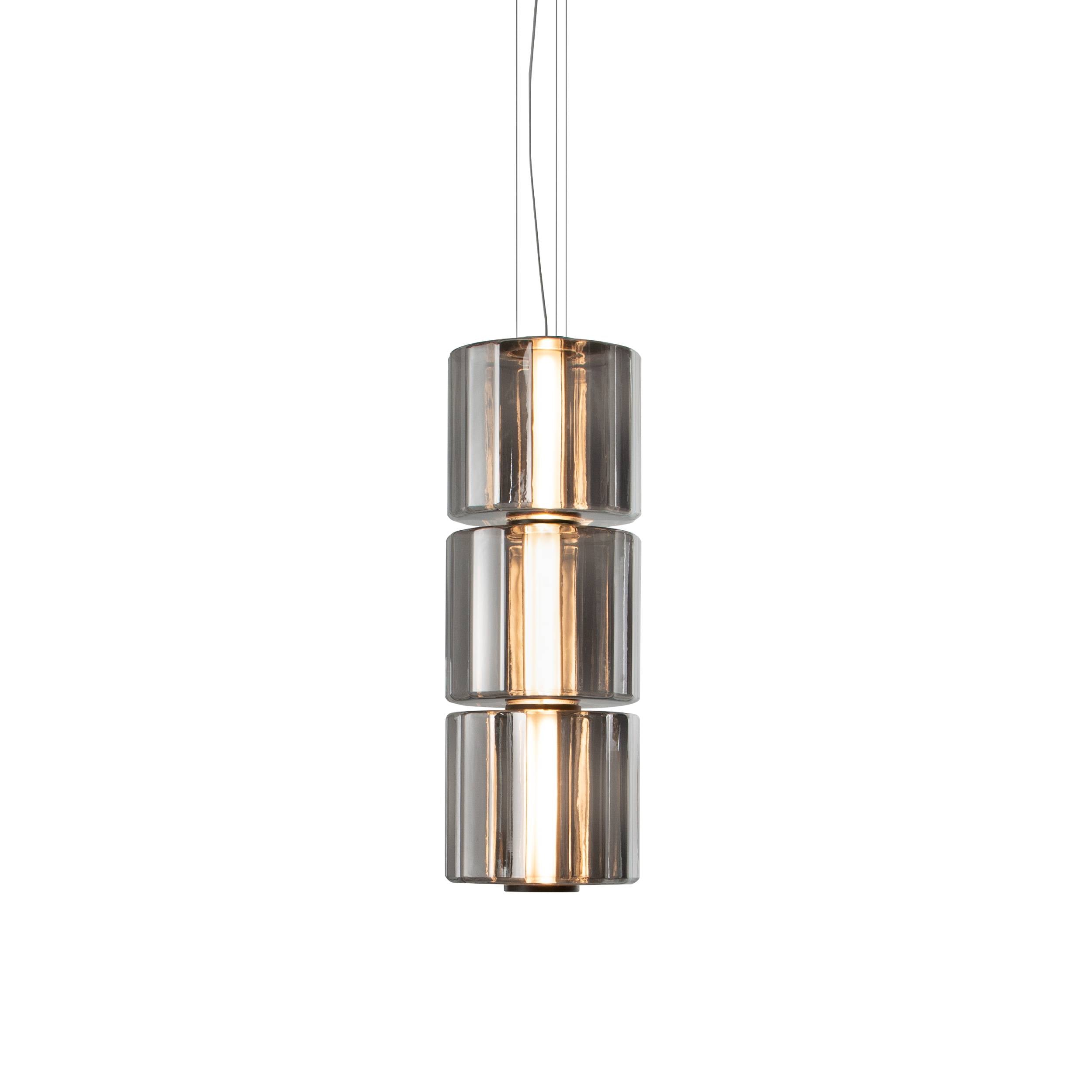 Column 300 Vertical Pendant: 3 Units + Carbon