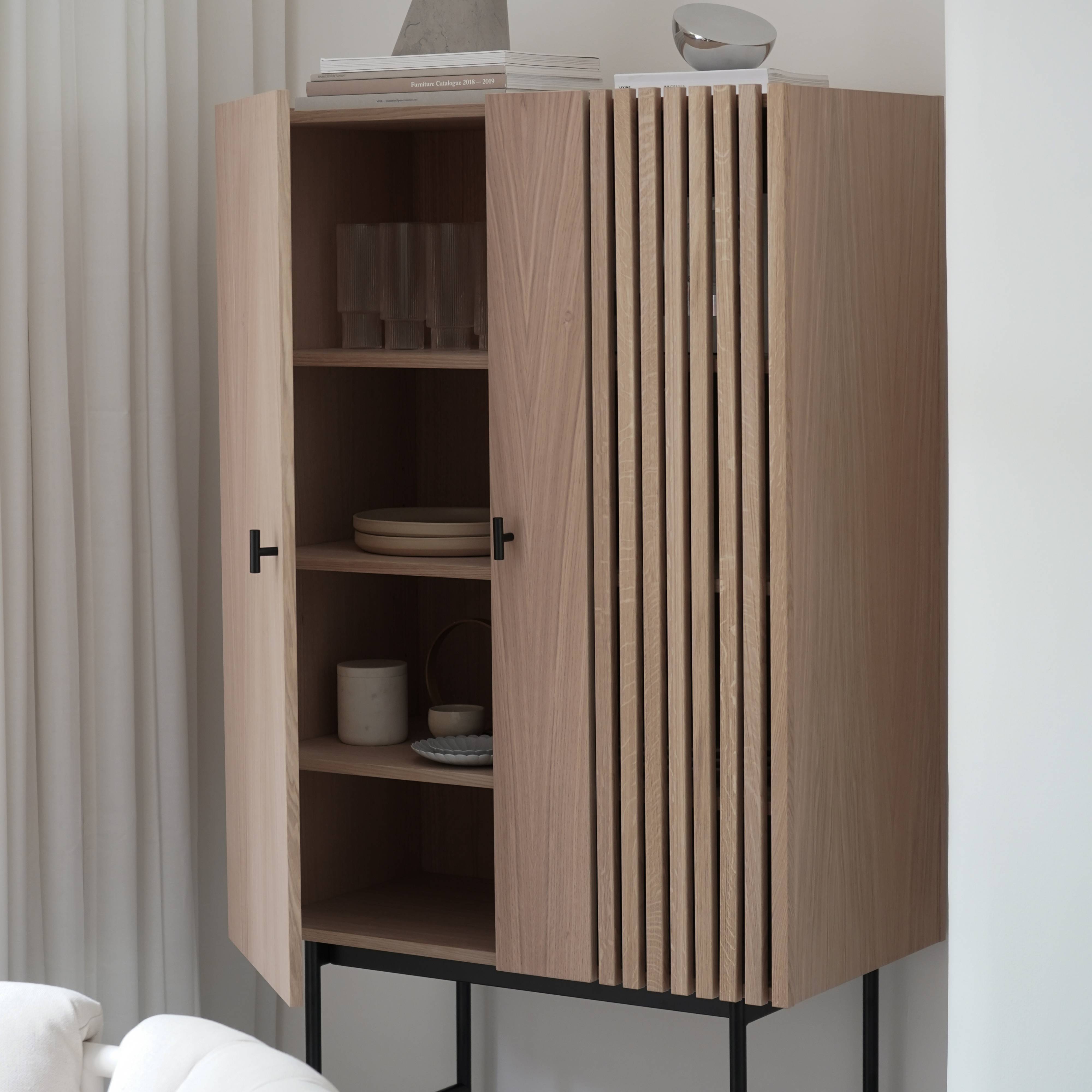 Array Highboard