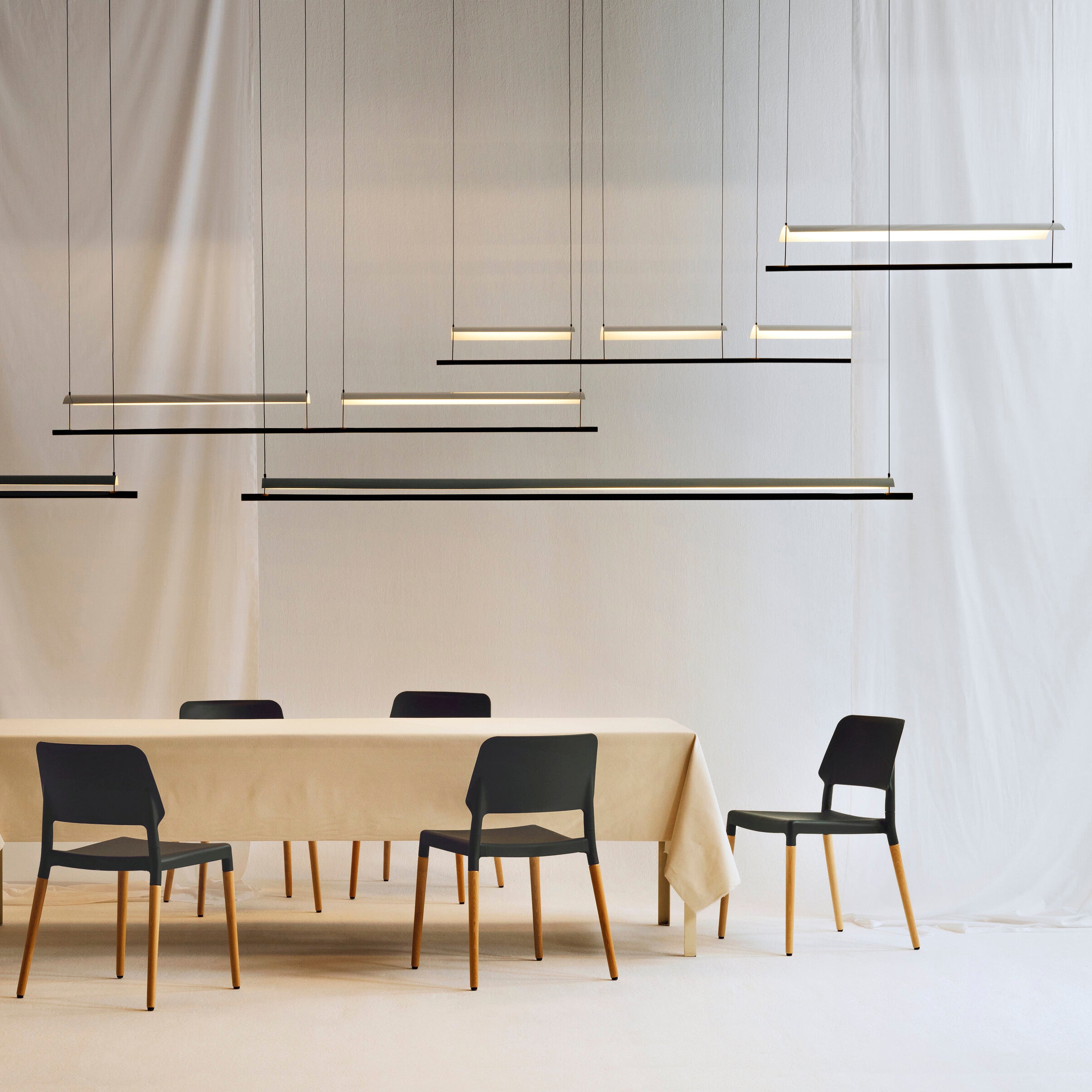 Lámina Pendant Lamp