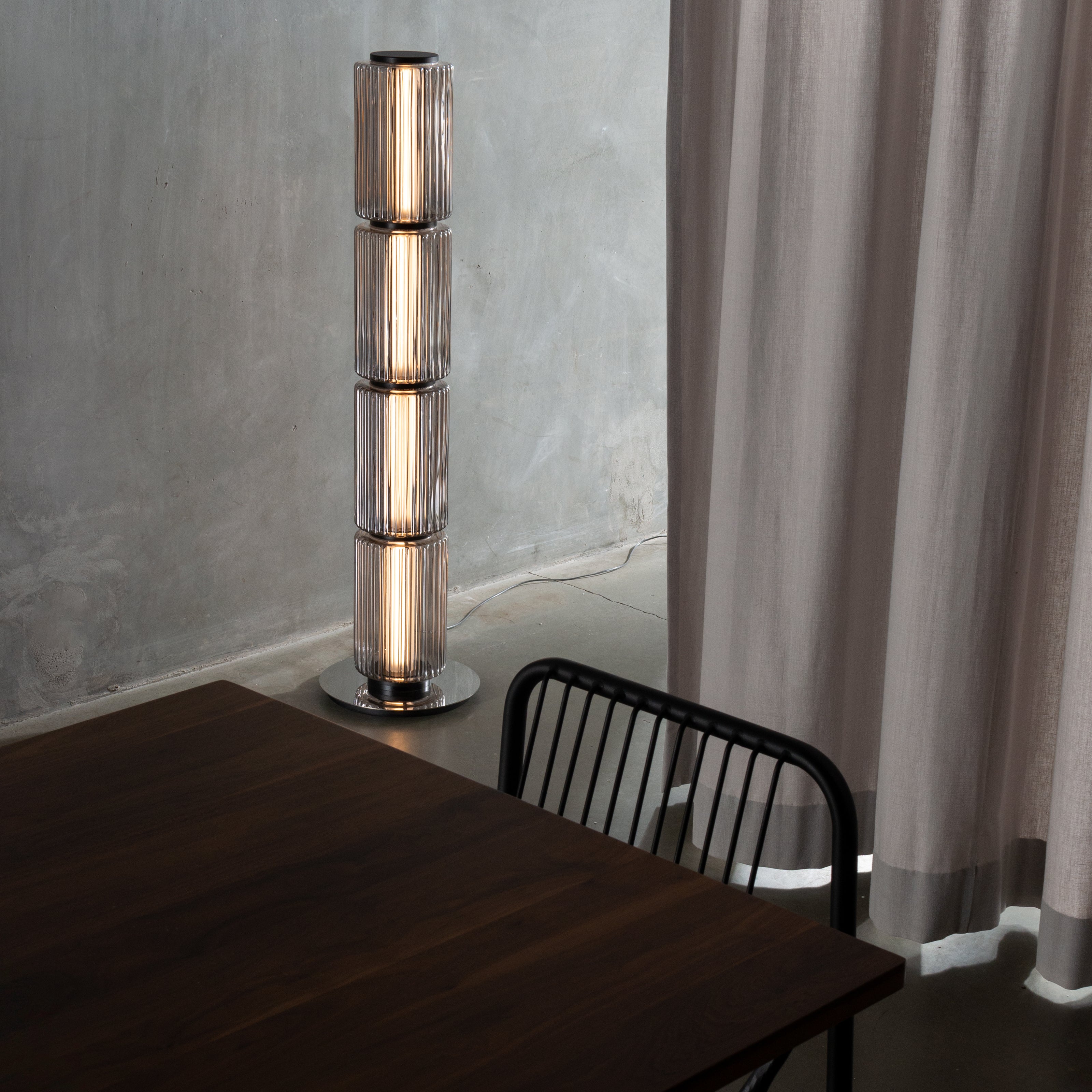 Column 175 Floor Lamp