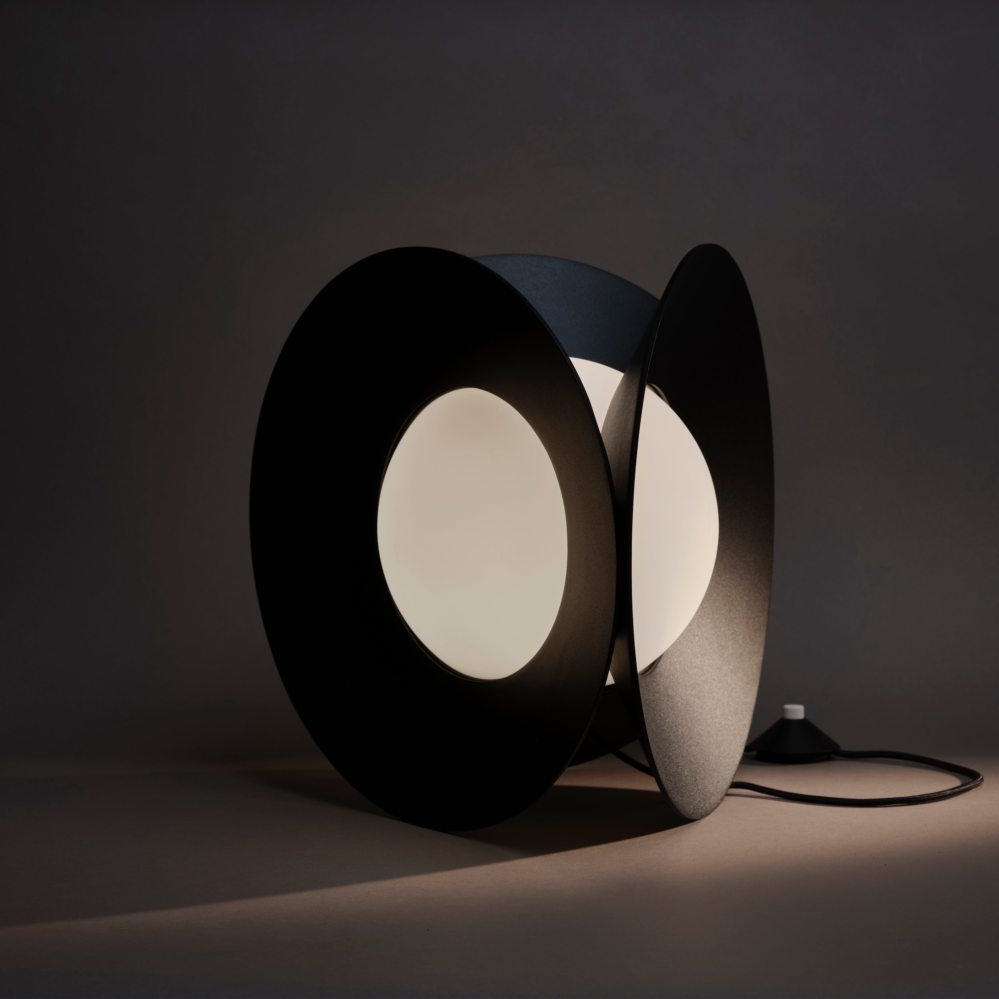 Armen Table Lamp