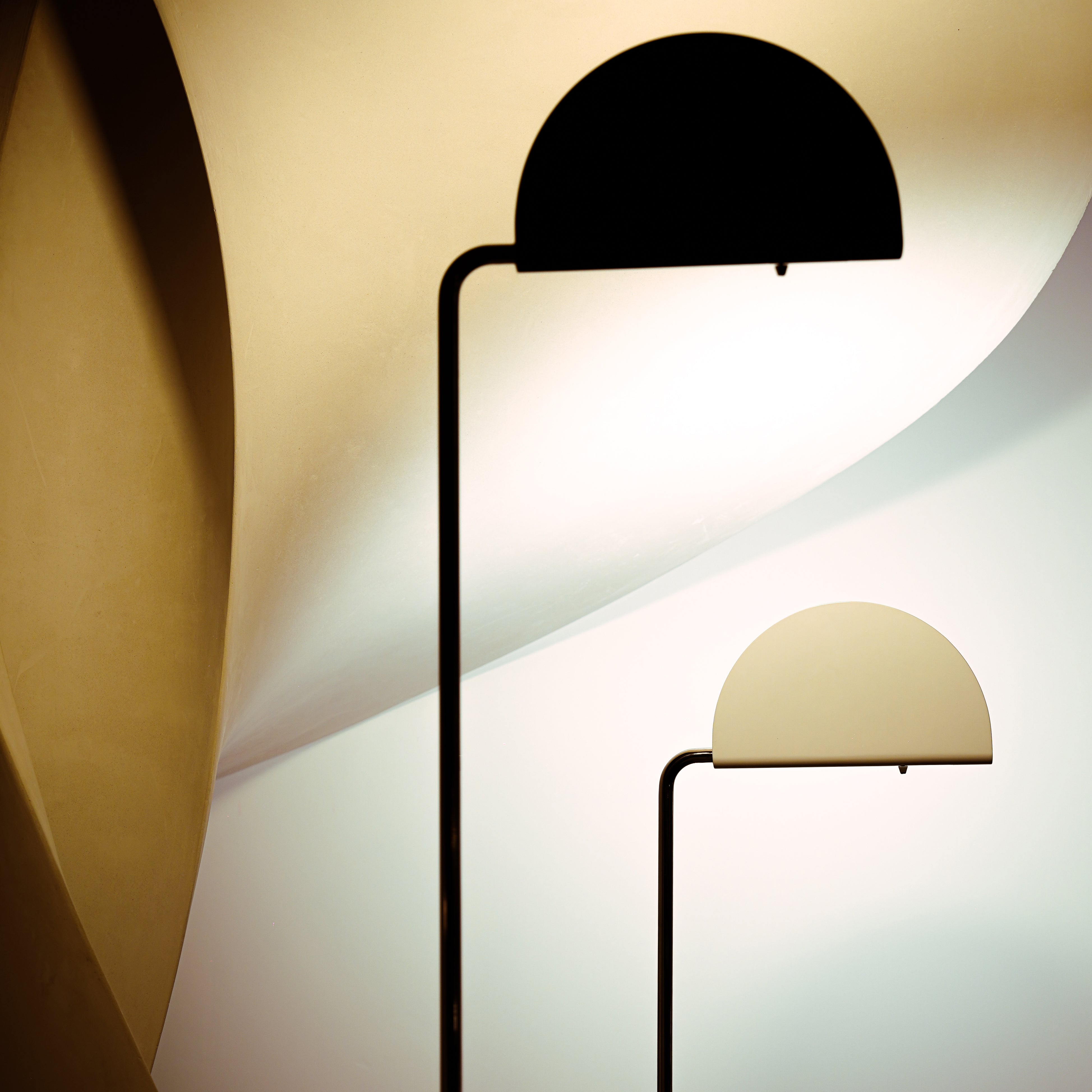 Mezzaluna Floor Lamp