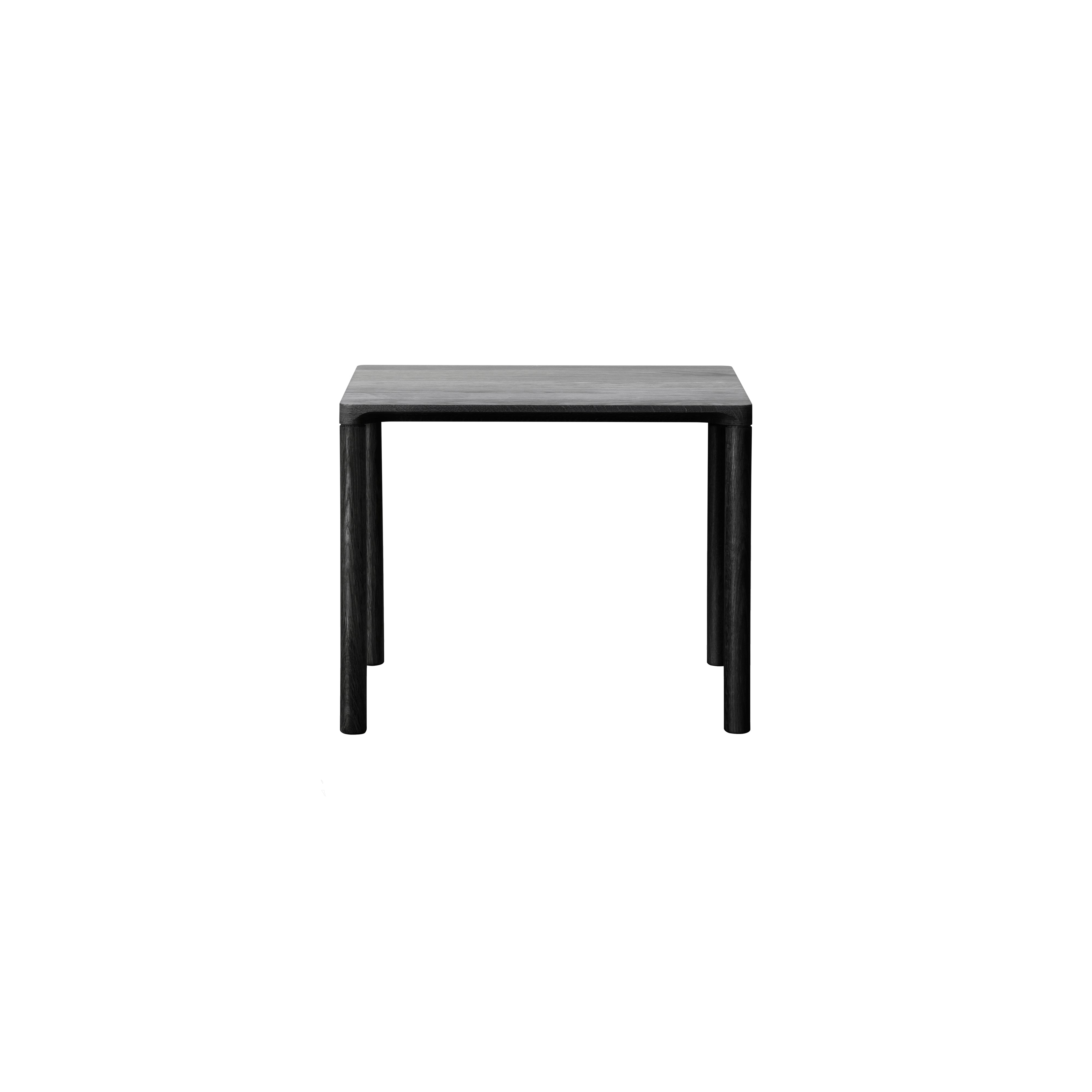 Piloti Table: Rectangle + Medium - 18.3