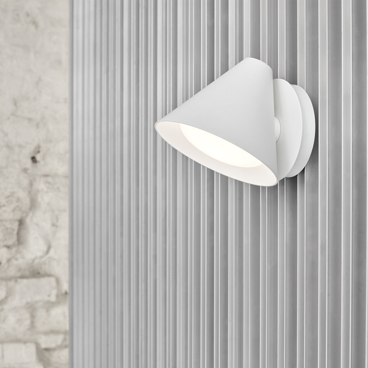 Keglen Wall Lamp