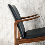 OW124 Beak Chair