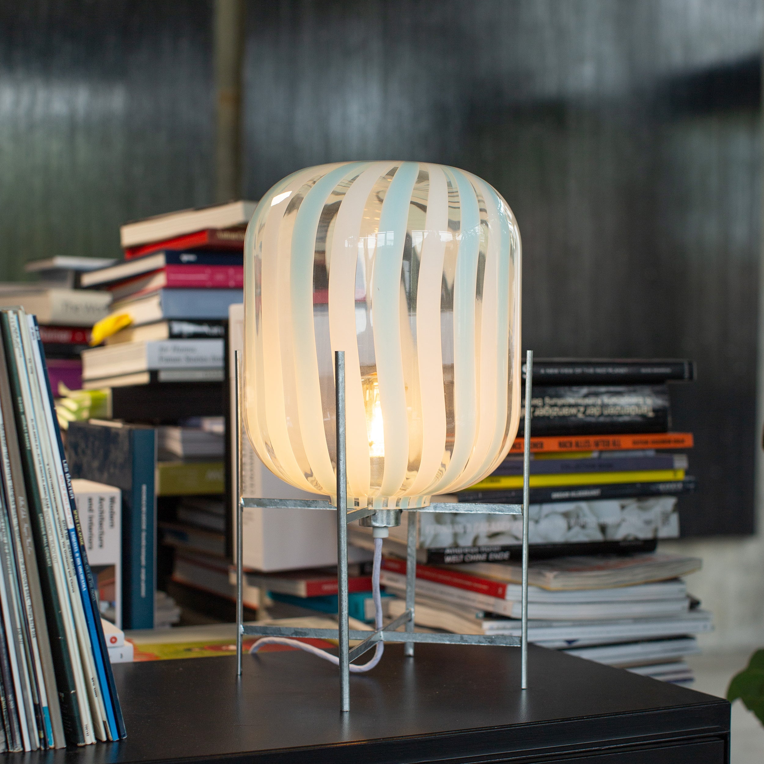 Oda Table Lamp