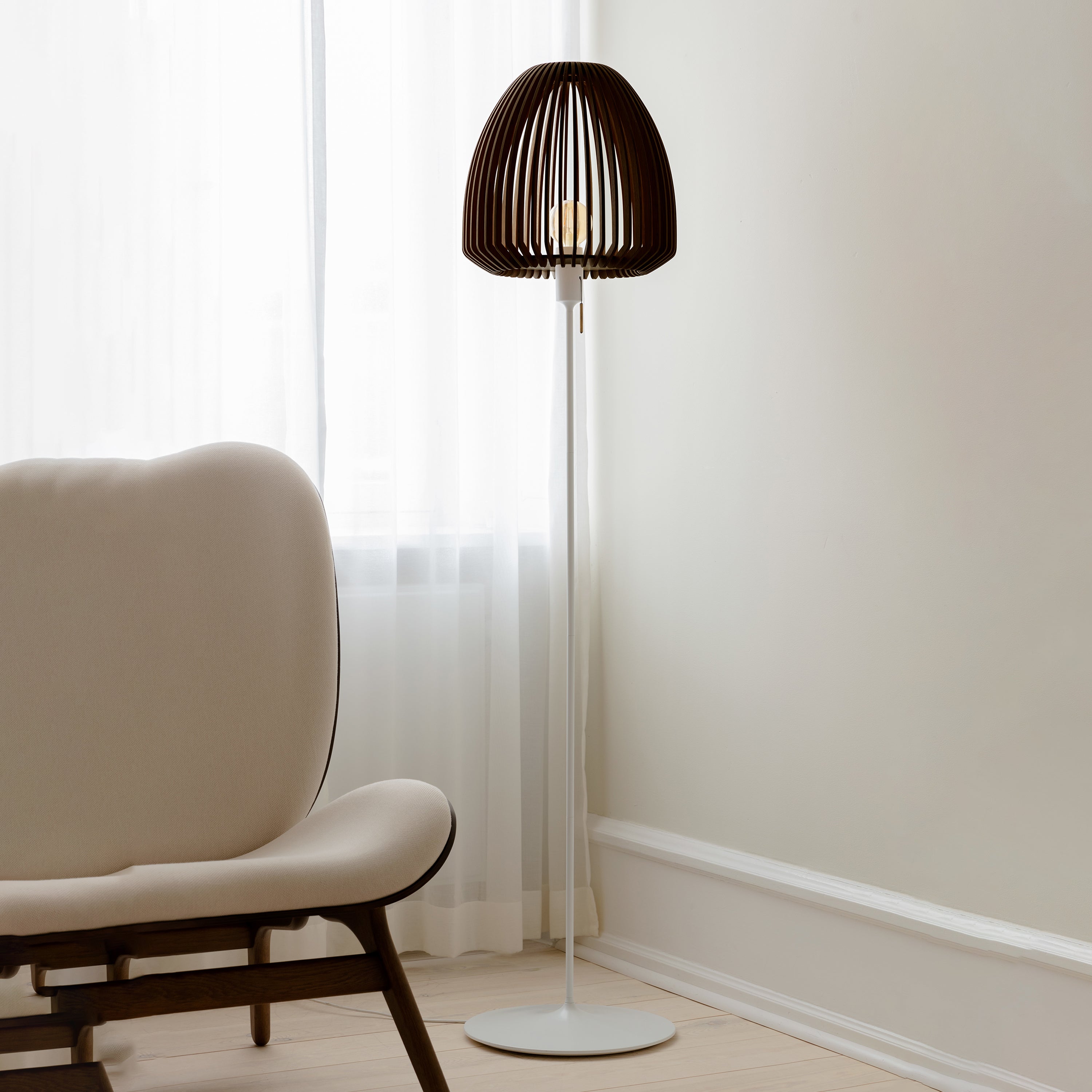 Clava Wood Floor Lamp