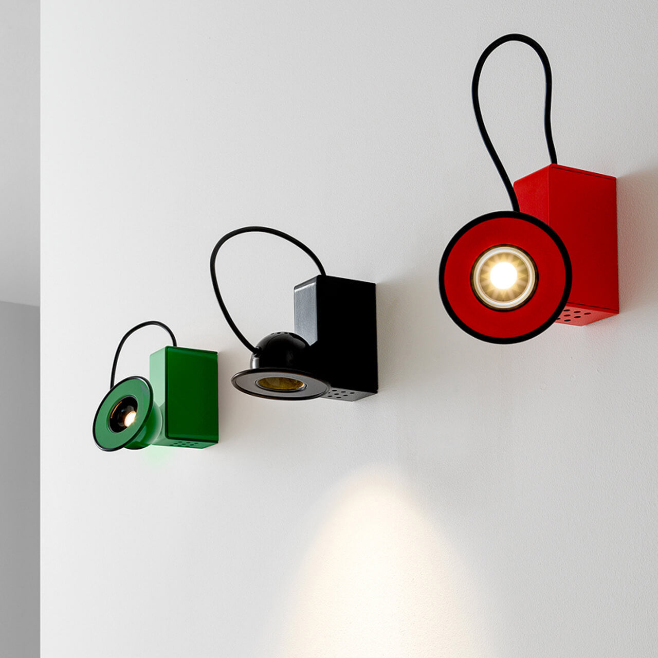 Minibox Wall Lamp