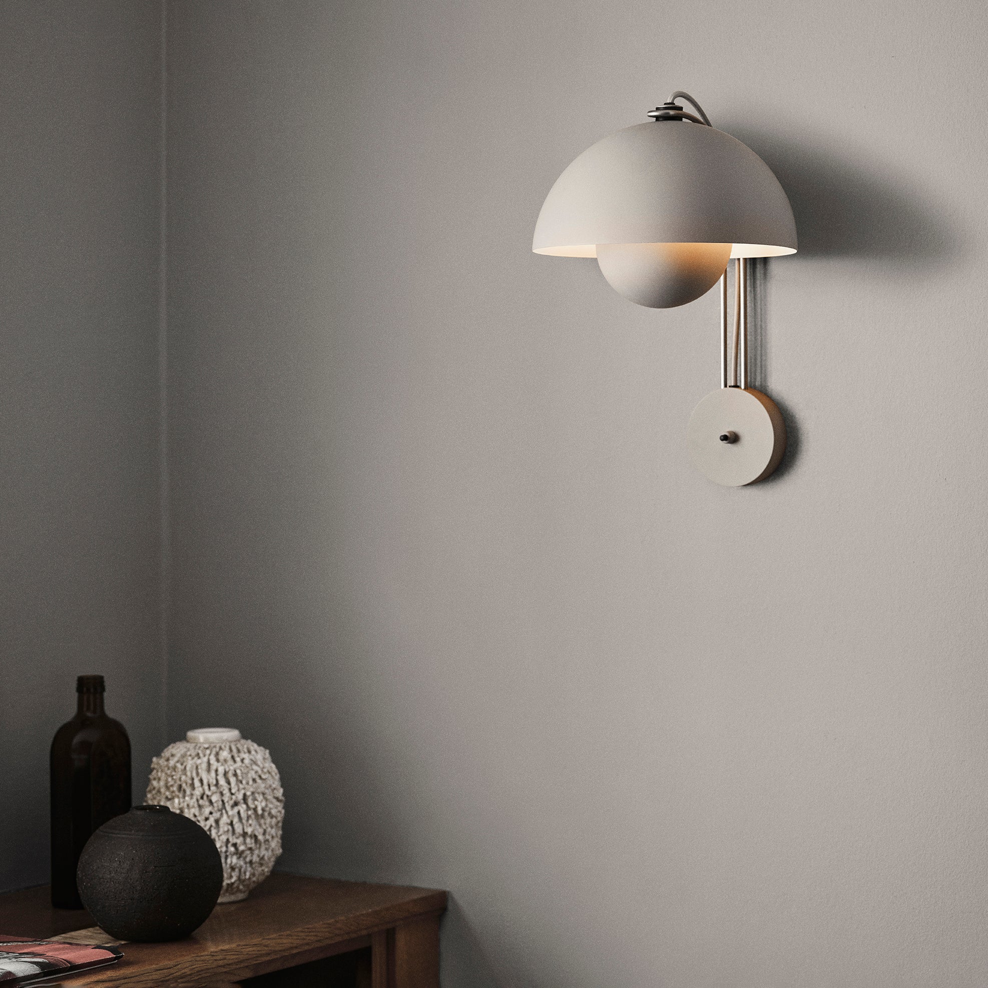 Flowerpot Wall Lamp VP8