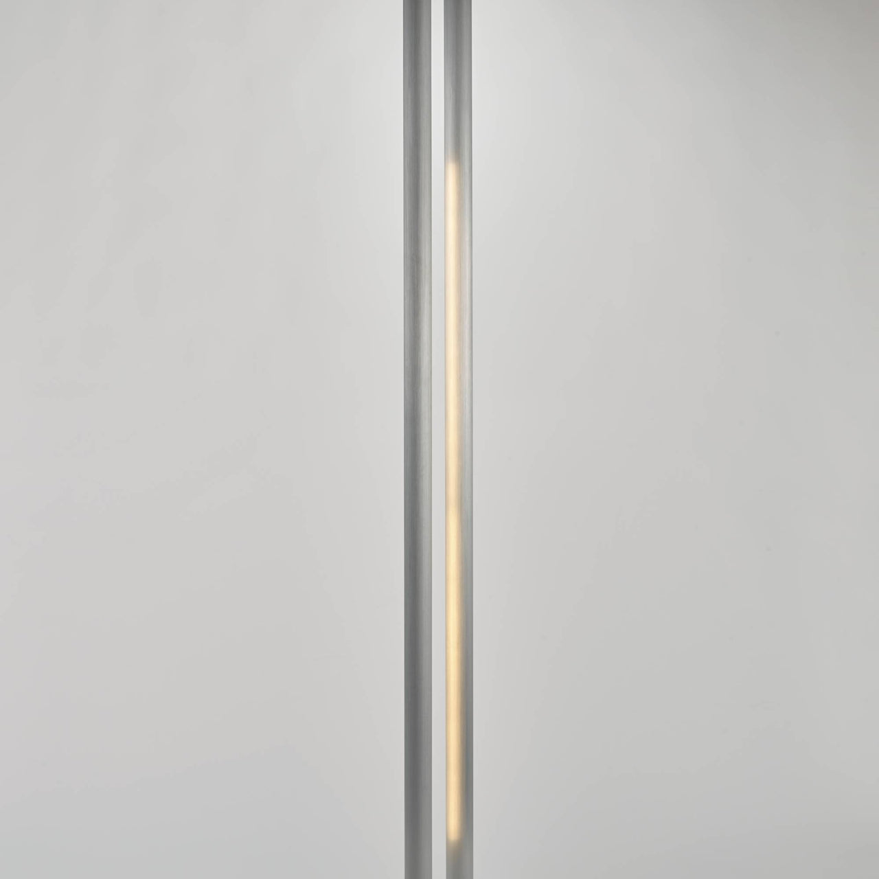 L1 Floor Lamp