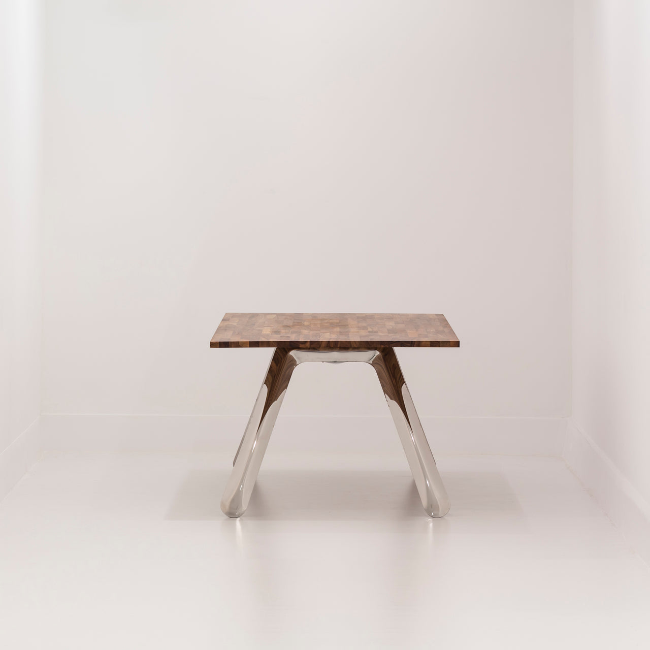 Nogi Table Base